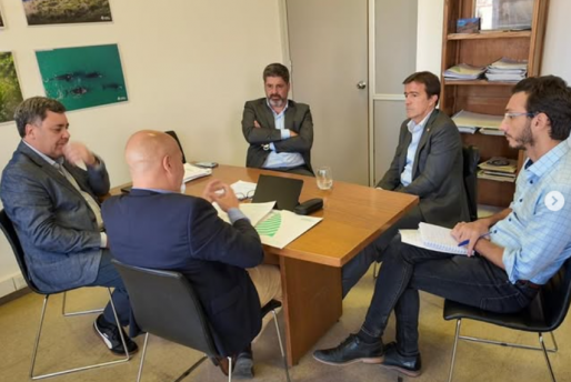 Nuestro presidente @deyaandres participó de un encuentro con autoridades de la Administración de Parques Nacionales